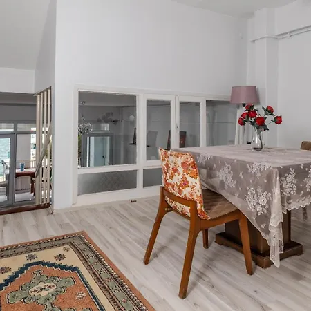 Bosphorus View Dreamy Mansion Right By Sea Apartment *